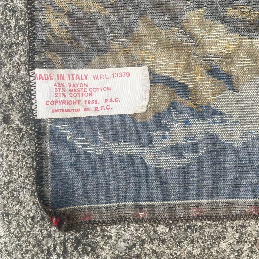 Vintage Made in Italy Velvet Mountain Goat Wall Tapestry Art Retro - Picture 4 of 4